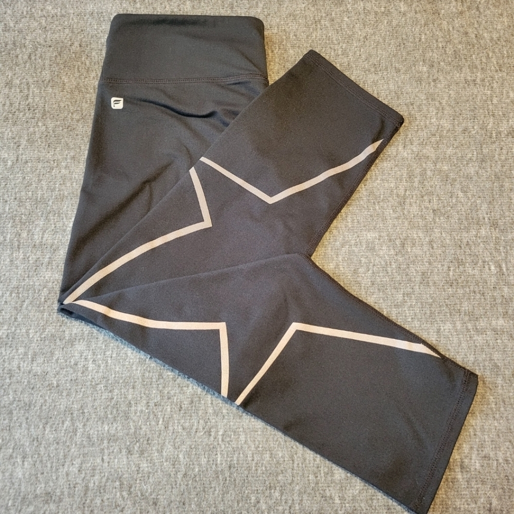 Fabletics Ingrid Capri Legging